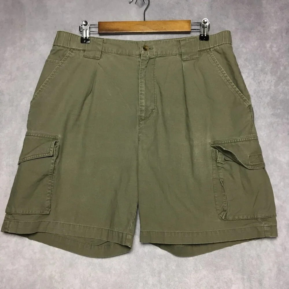 Columbia Mens Cargo Shorts size 34‎ Green Pleated Cotton Trail Summer